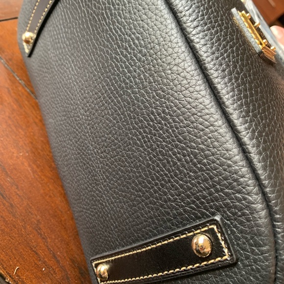 ⛔️SOLD⛔️Authentic Dooney & Bourke leather Backpack - Picture 4 of 8